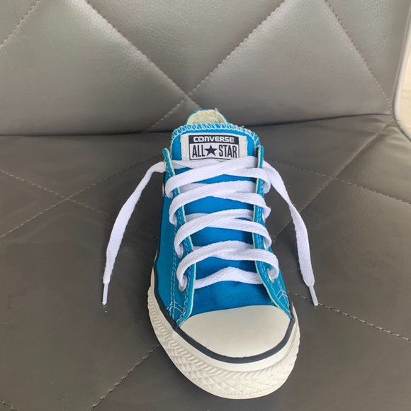 Blue All star converse - Picture 2 of 4